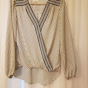 Max Studio woman's long sleeve blouse